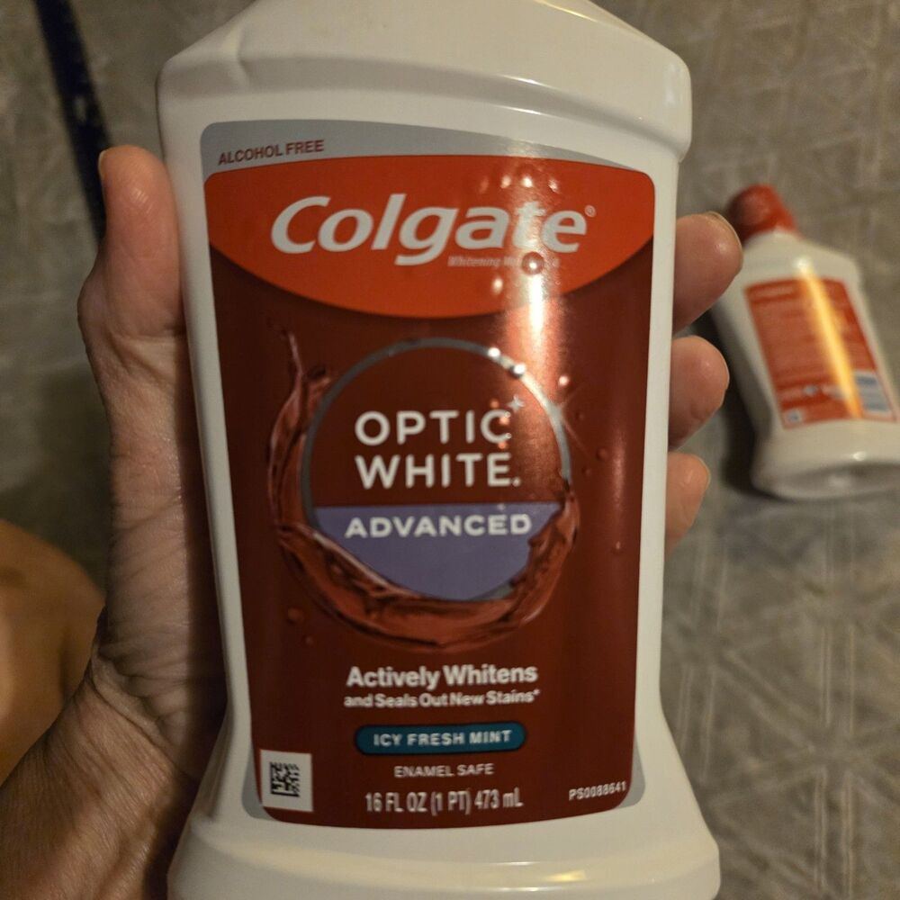 Colgate Optic White Mouthwash Effective Peroxide Formula Icy Fresh Mint 16 OZ